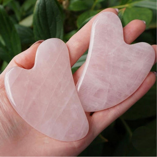 Gua Sha – Quartz rose | Rituel d’amour de soi & Éclat tendre
