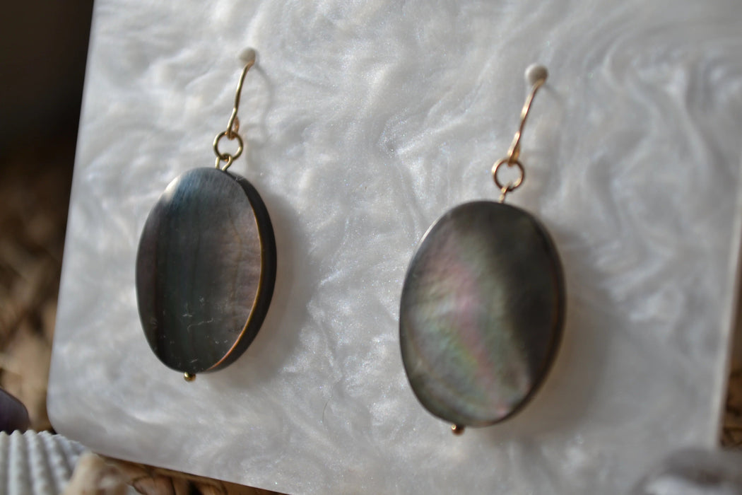 Teani – Boucles d’oreilles – Nacre de Tahiti | Grâce & Lumière Océane