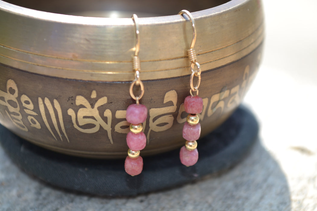 Aurélya – Boucles d’oreilles en Rhodochrosite | Guérison & Douceur du Cœur