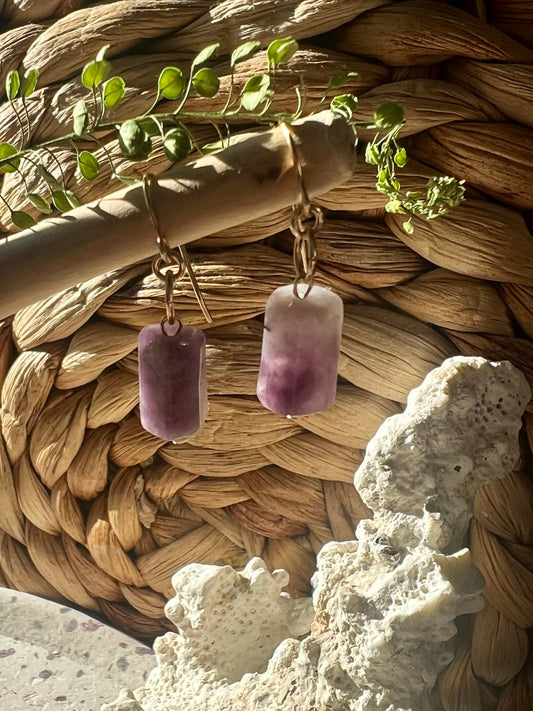 Caelina – Boucles d’oreilles en Lépidolite | Sérénité & Lâcher-prise