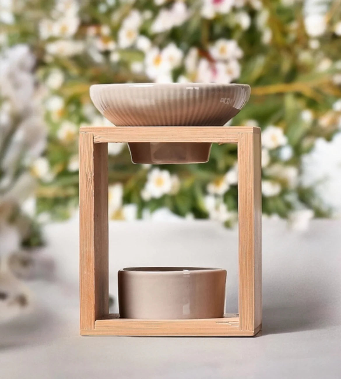 Brûleur Ubud – Bois & céramique blanche | Fondants parfumés